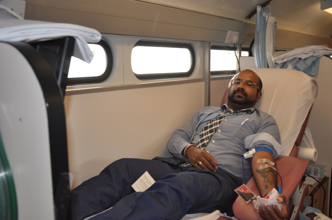 Blood Donation Abu Dhabi 2016- 012
