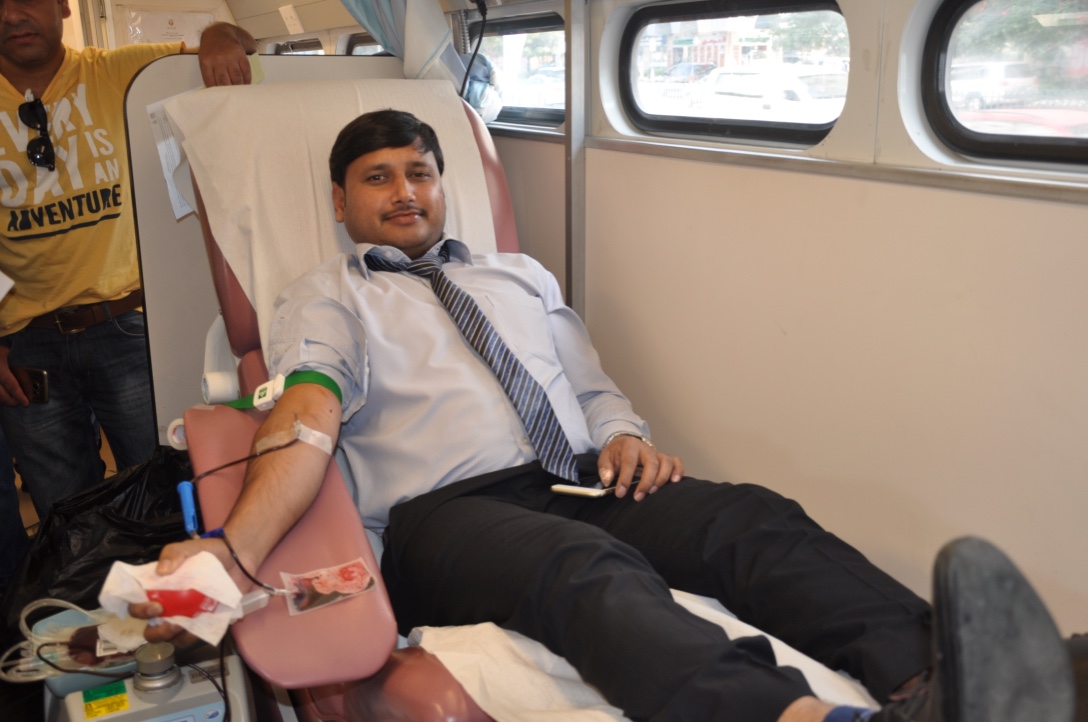 Blood Donation Abu Dhabi 2016- 016