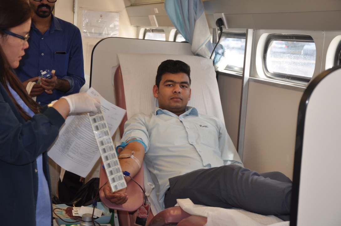 Blood Donation Abu Dhabi 2016- 027