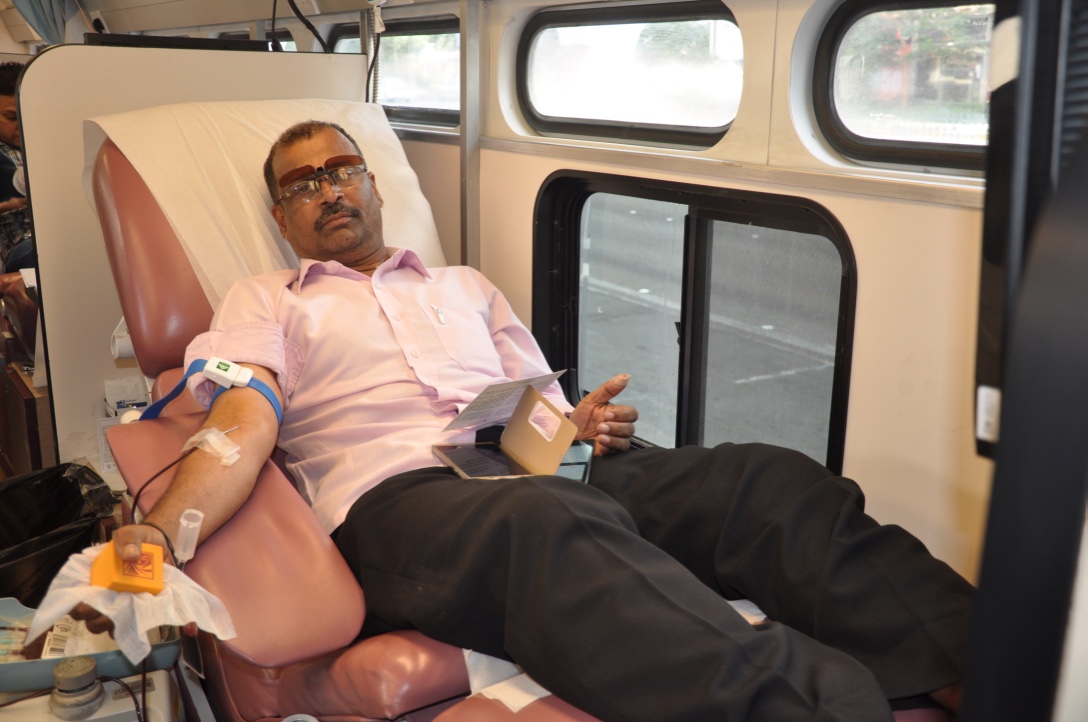 Blood Donation Abu Dhabi 2016- 039