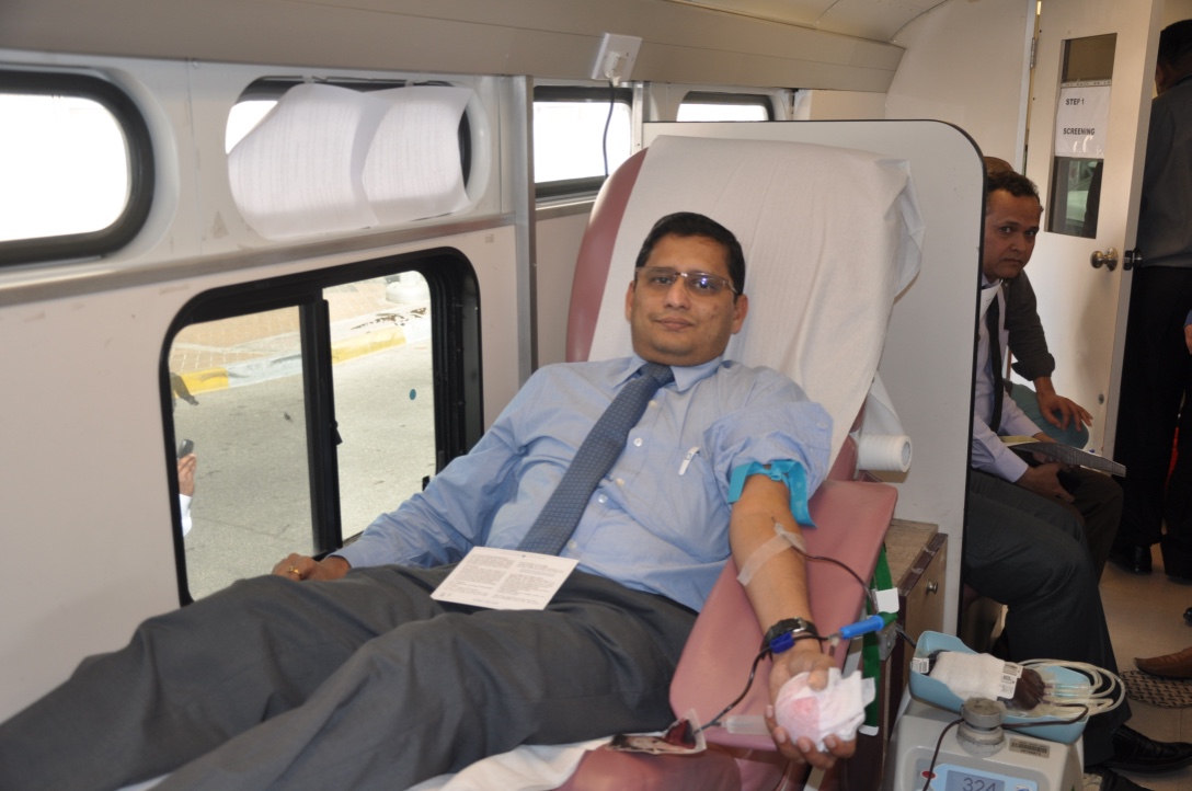 Blood Donation Abu Dhabi 2016- 044